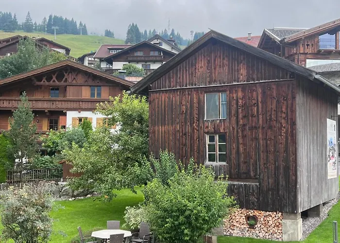 Apartman - Tirol - *